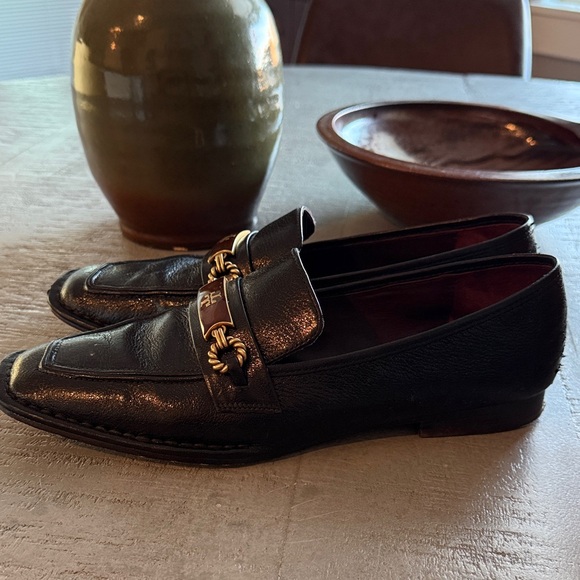 Tory Burch Perrine Black Leather Loafers - Picture 2 of 6